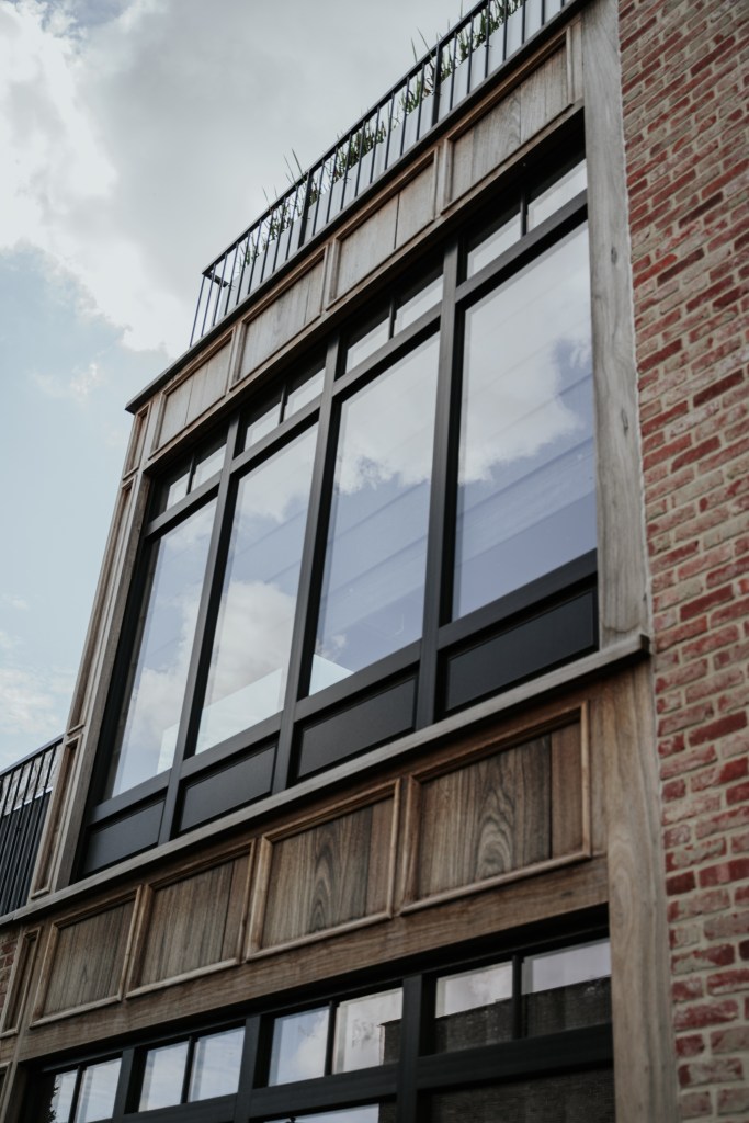 foto buitenschrijnwerk